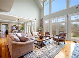 1325 Barnumville Rd, Manchester Center, VT 05255