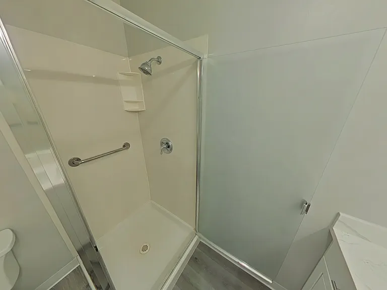 342 Highland Ave #301 — Photo 16