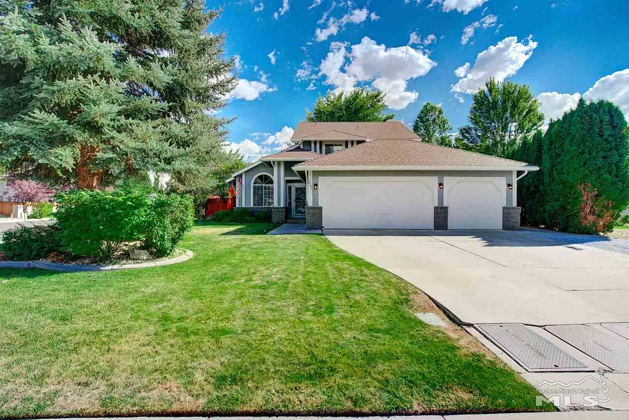 1065 Wisteria Dr photo 1