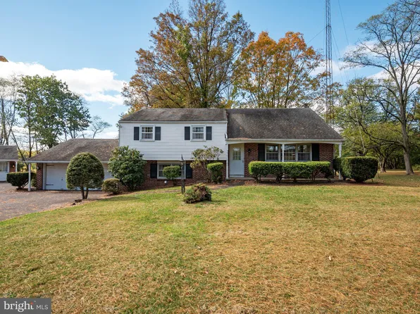 9850 Kings Hwy S, East Greenville, PA 18041