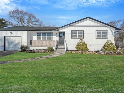 45 Oaklawn Avenue, Farmingville, NY, 11738