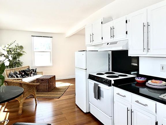 2nd image of 1750 Vallejo St Unit 702