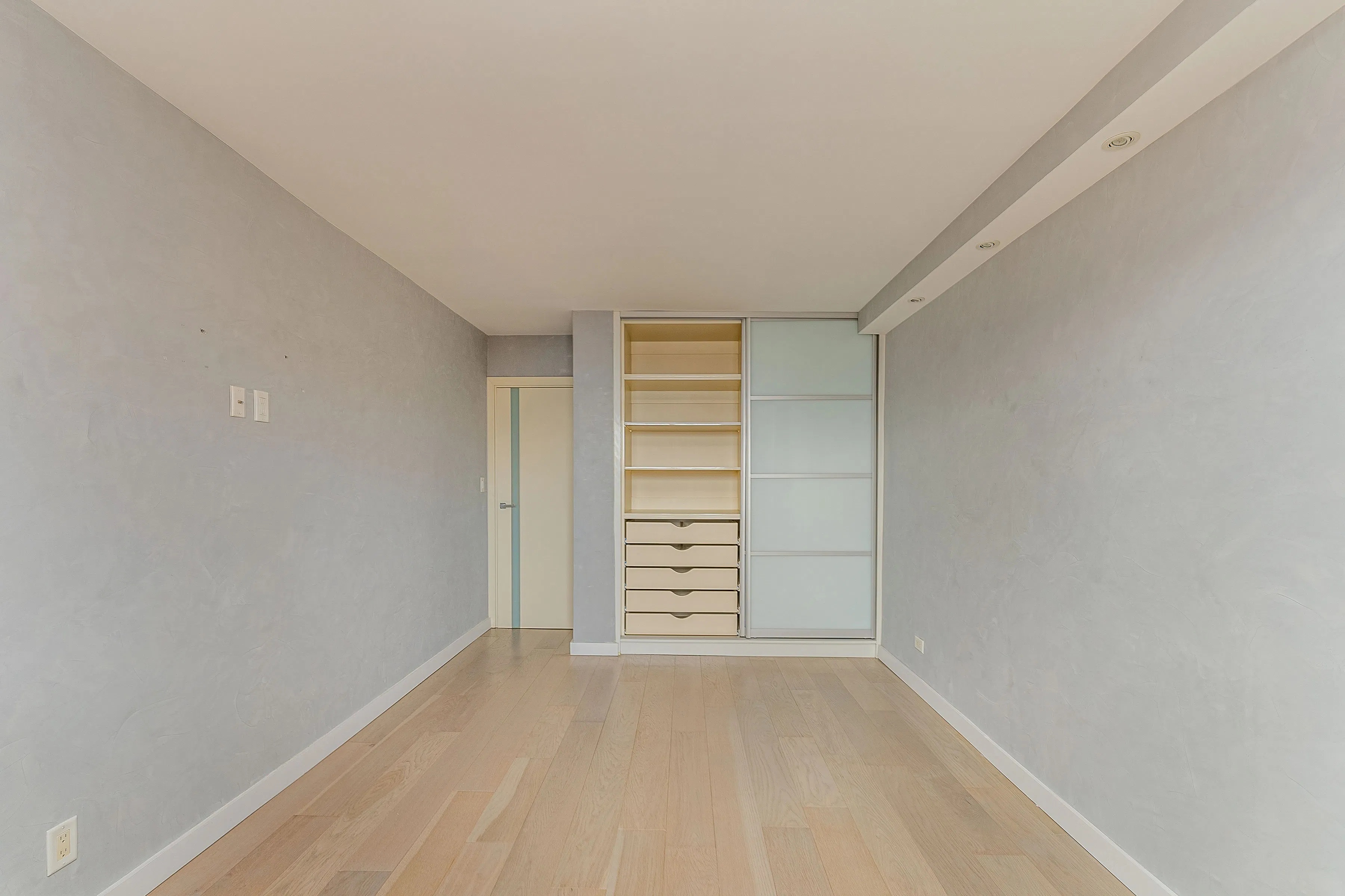 460 Neptune Avenue #22O in Coney Island, Brooklyn | StreetEasy