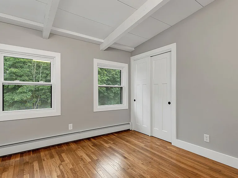 175 Pleasant St #3A — Photo 14