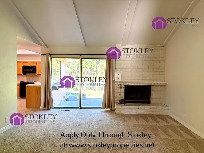 3 bed, 2.0 bath, 1864 sqft, $4,295 — Photo 3