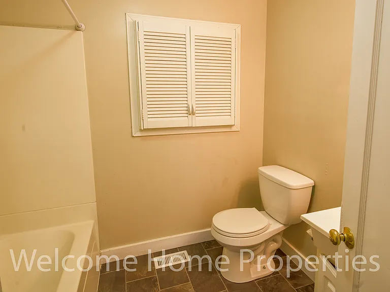 116 SW 13th St — Photo 39