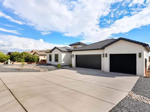 1518 20th Ave SE, Rio Rancho, NM 87124