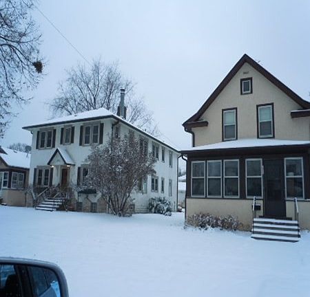 5th image of 2912 34th Ave S APT 4