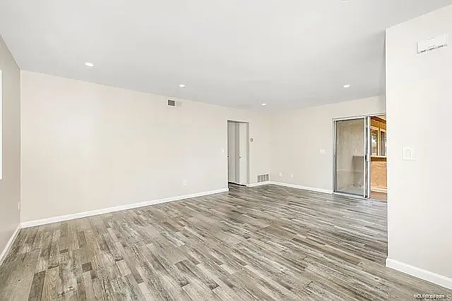 916 Amistad Ct #D — Photo 6