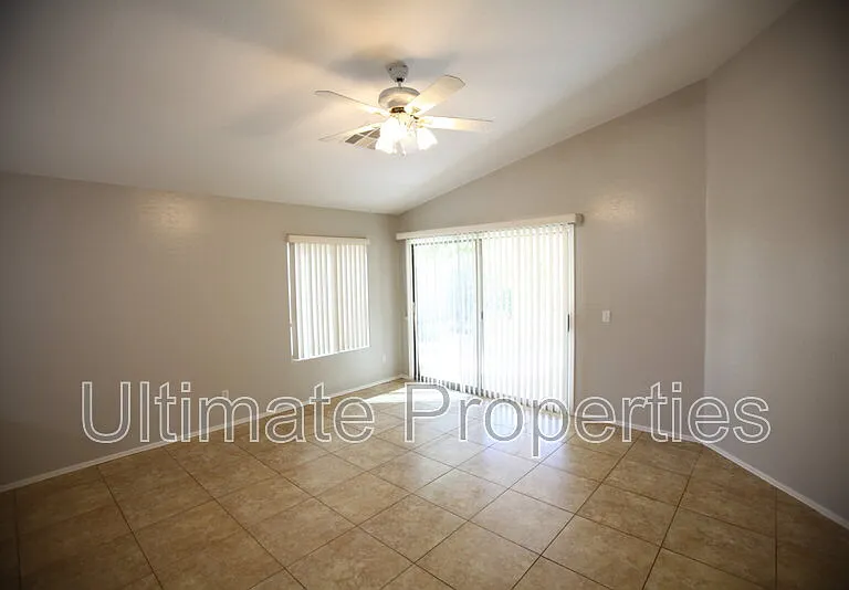 13390 W Watson Ln — Photo 12