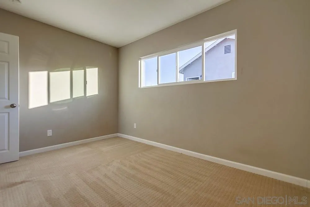 2 bed, 740 sqft, $2,850 — Photo 3