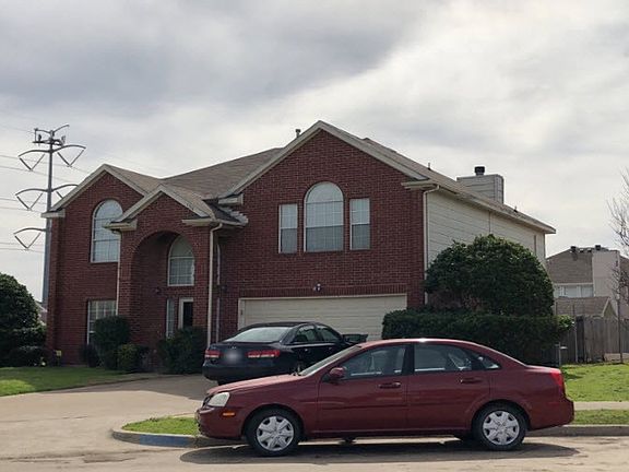 3rd image of 1506 Sky Lake Ct