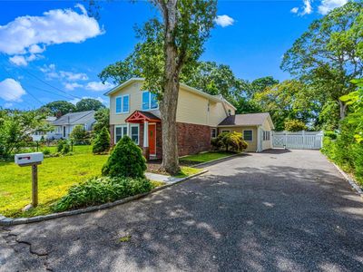 38 Smith Street, Nesconset, NY, 11767
