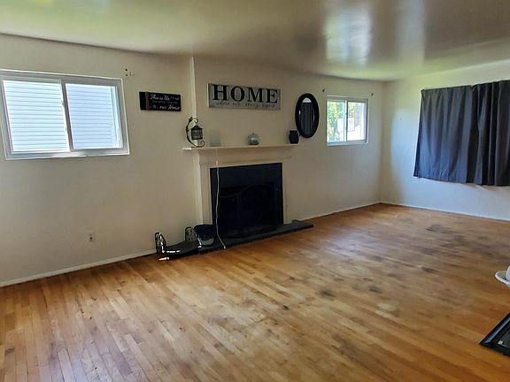 2nd image of 7956 Cross Creek Dr