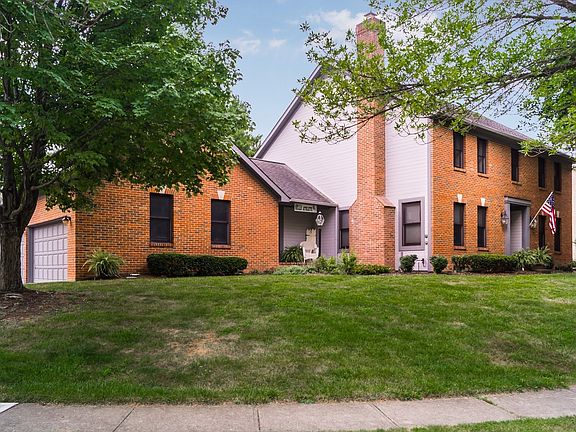 3rd image of 5711 Chatterfield Dr