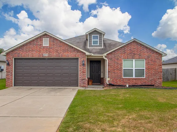 2975 Alderwood Dr, Conway, AR 72032