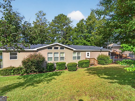 3rd image of 82 Loblolly Dr