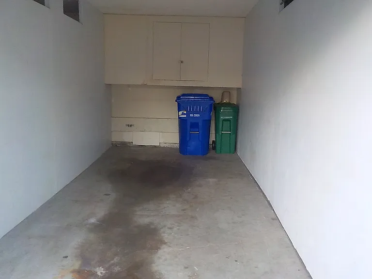 One car garage