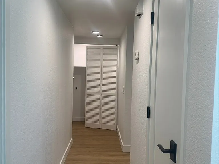 897 Wabash Ct — Photo 41