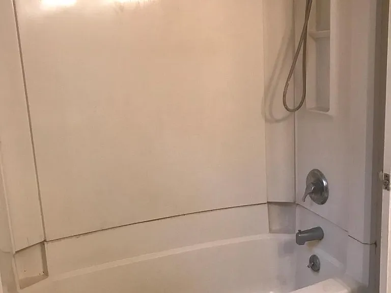 7036 Green Forest Dr — Photo 12