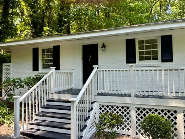 1209 Roosevelt Dr, Chapel Hill, NC 27514