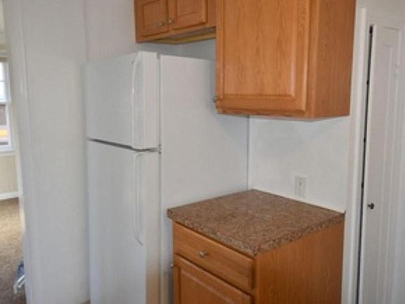 5th image of 18304 Highland Dr