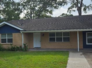 4102 California St, Dickinson, TX 77539