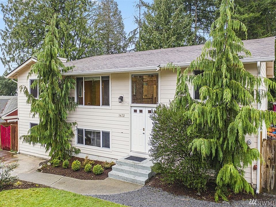 1st image of 1432 90th Dr SE