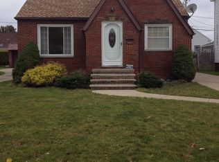 6402 Ackley Rd, Parma, OH 44129