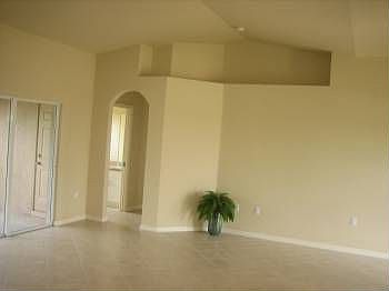 4th image of 1818 NW 8th Pl