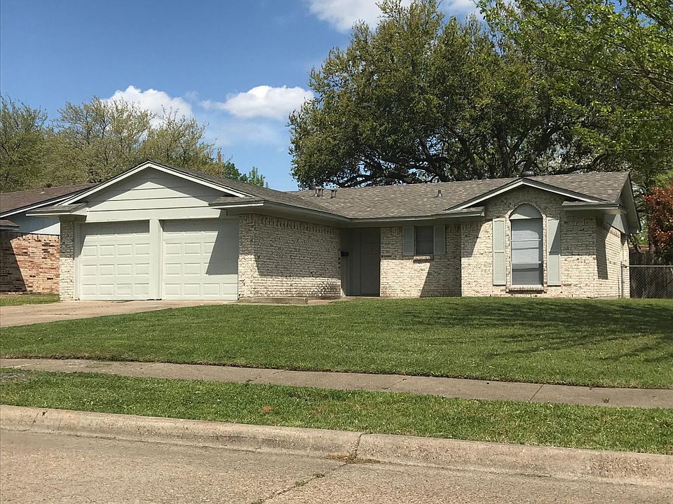 1st image of 502 Birchwood Cir