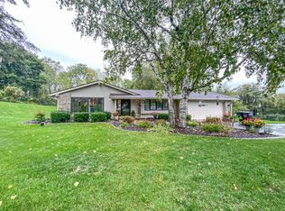 W240N4035 Swan Rd, Pewaukee, WI 53072