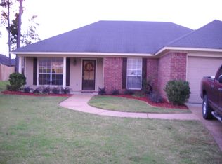 417 Oak Bnd, Brandon, MS 39047