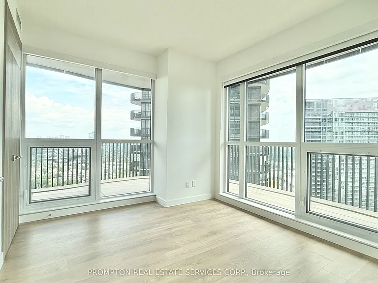 18 Esther Shiner Blvd #2311 — Photo 10