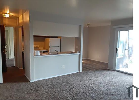 2nd image of 21621 Hillside Dr #2C