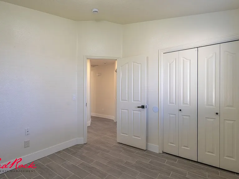 441 E Sunland Dr #6 — Photo 63