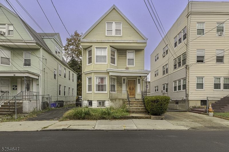 1st image of 151 Brookdale Ave