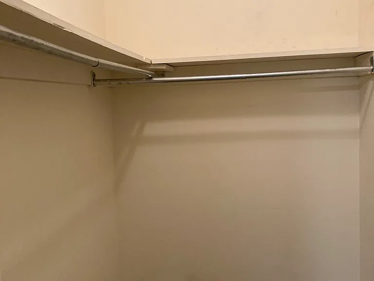 136D Angela Dr #136-D — Photo 3