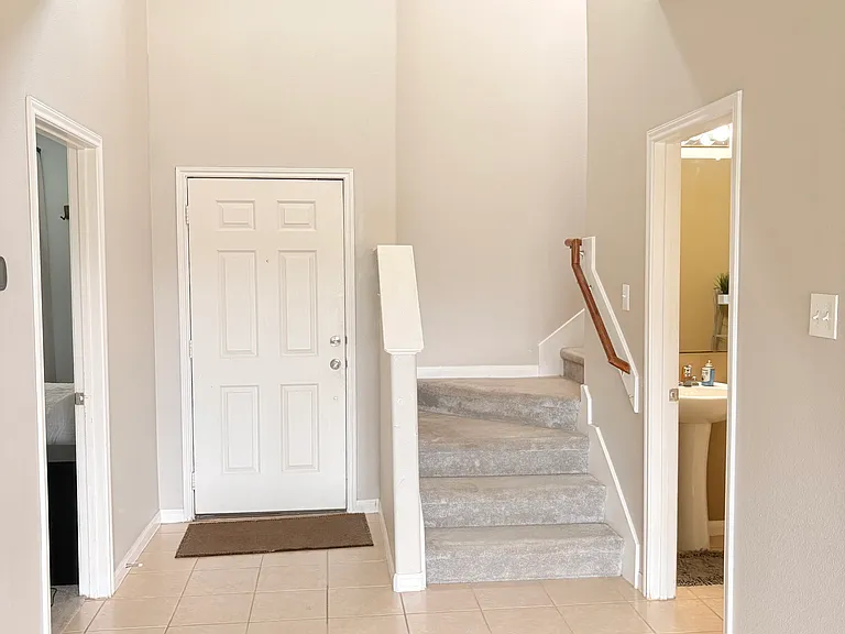 9807 Opal Rock Dr — Photo 12