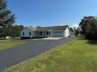 15 Hunt Dr, Greers Ferry, AR 72067