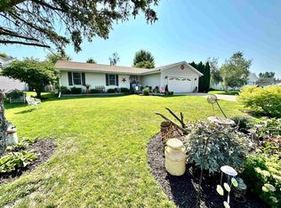 115 Harvest Moon Trl, Capron, IL 61012