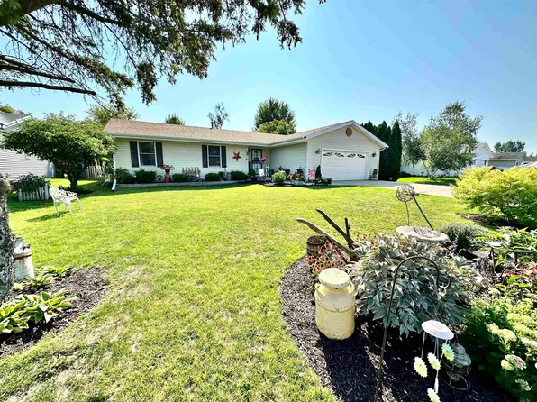 115 Harvest Moon Trl, Capron, IL 61012