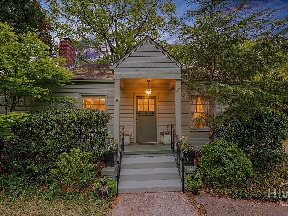 1st image of 712 Berkeley Avenue NW