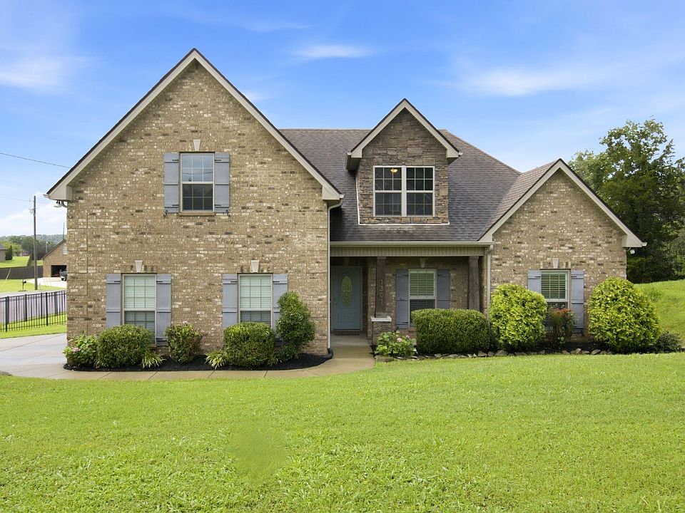 1st image of 1301 Rivercrest Dr