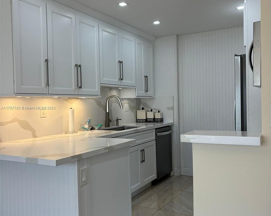 2nd image of 17026 NW 22nd St