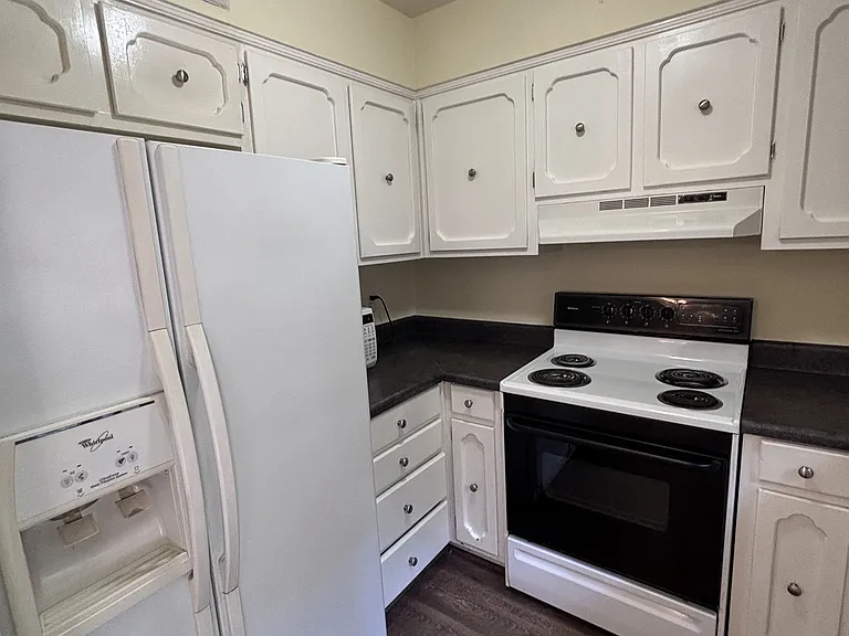2643 Southbury Cir — Photo 9