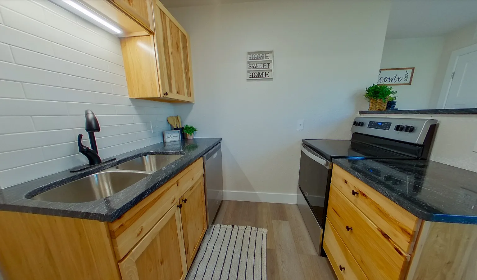 803 Allison Ave — Photo 2