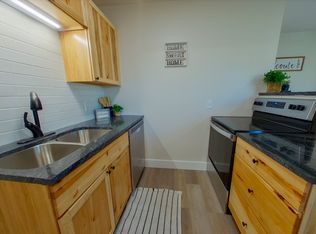 803 Allison Ave, Manhattan, KS 66502