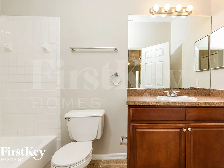 6556 Viewpoint Ct — Photo 11