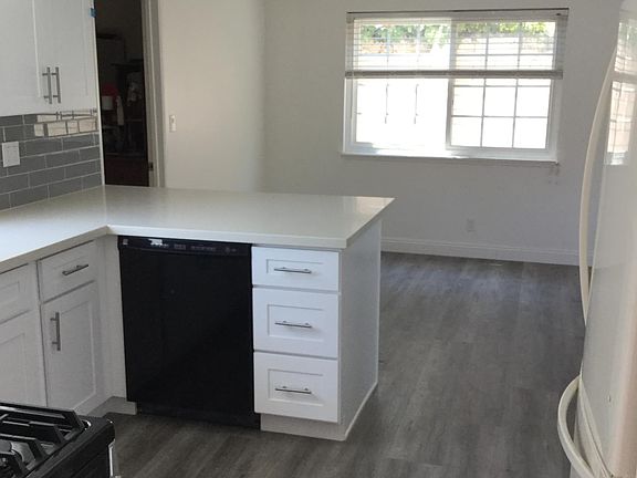 New kitchen and dining room